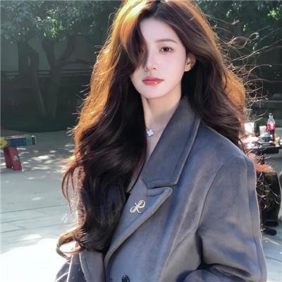 丹顶鹤女孩